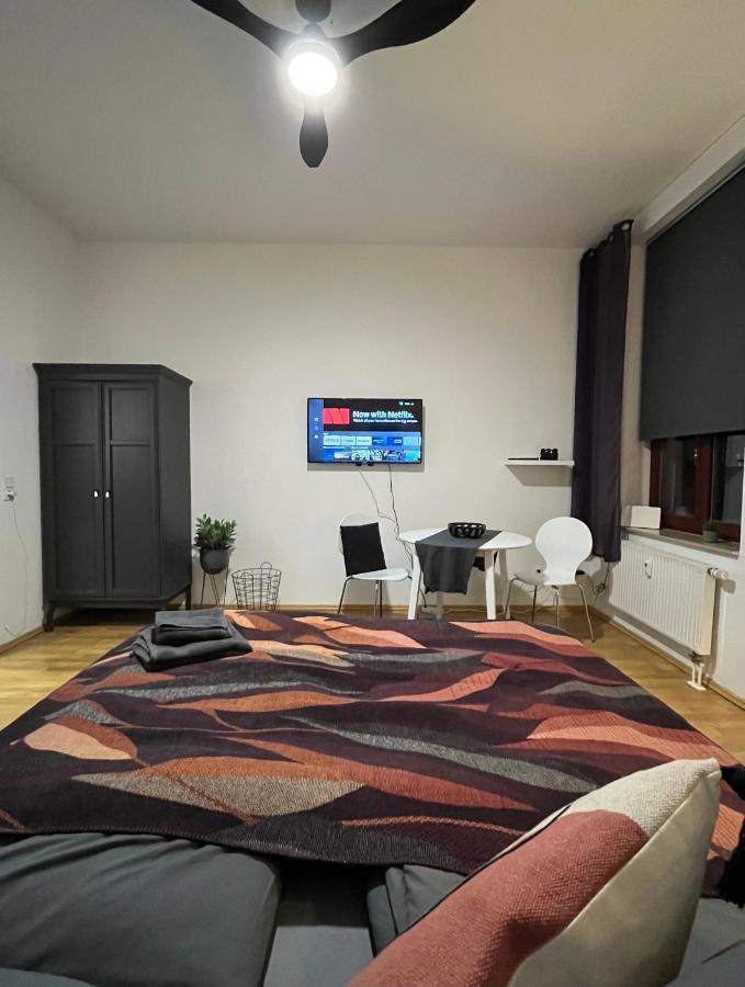 Cozy Studio-Apartment - Suedplatz Leipzig Luaran gambar